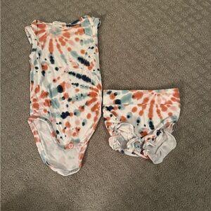 Angel Dear & SpearmintLove Tie-Dye Bodysuit and Bloomer Set